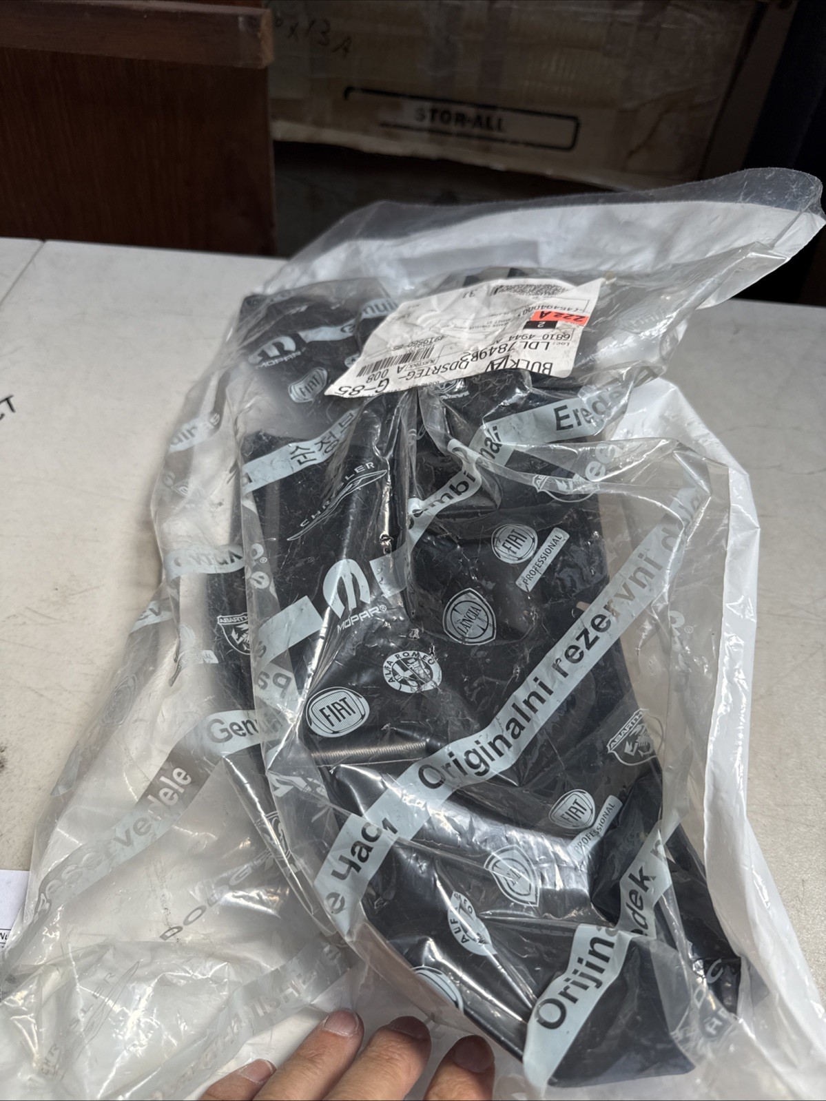 (1) Genuine Mopar Bracket Fascia Support OE 68104944AD new - Image 4