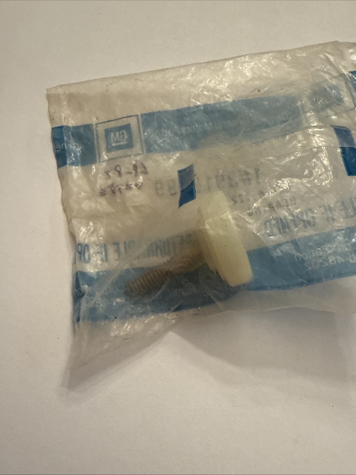 1968-1982 Corvette Door Glass Roller Bearing NEW Oem GM 3919799 - Image 4