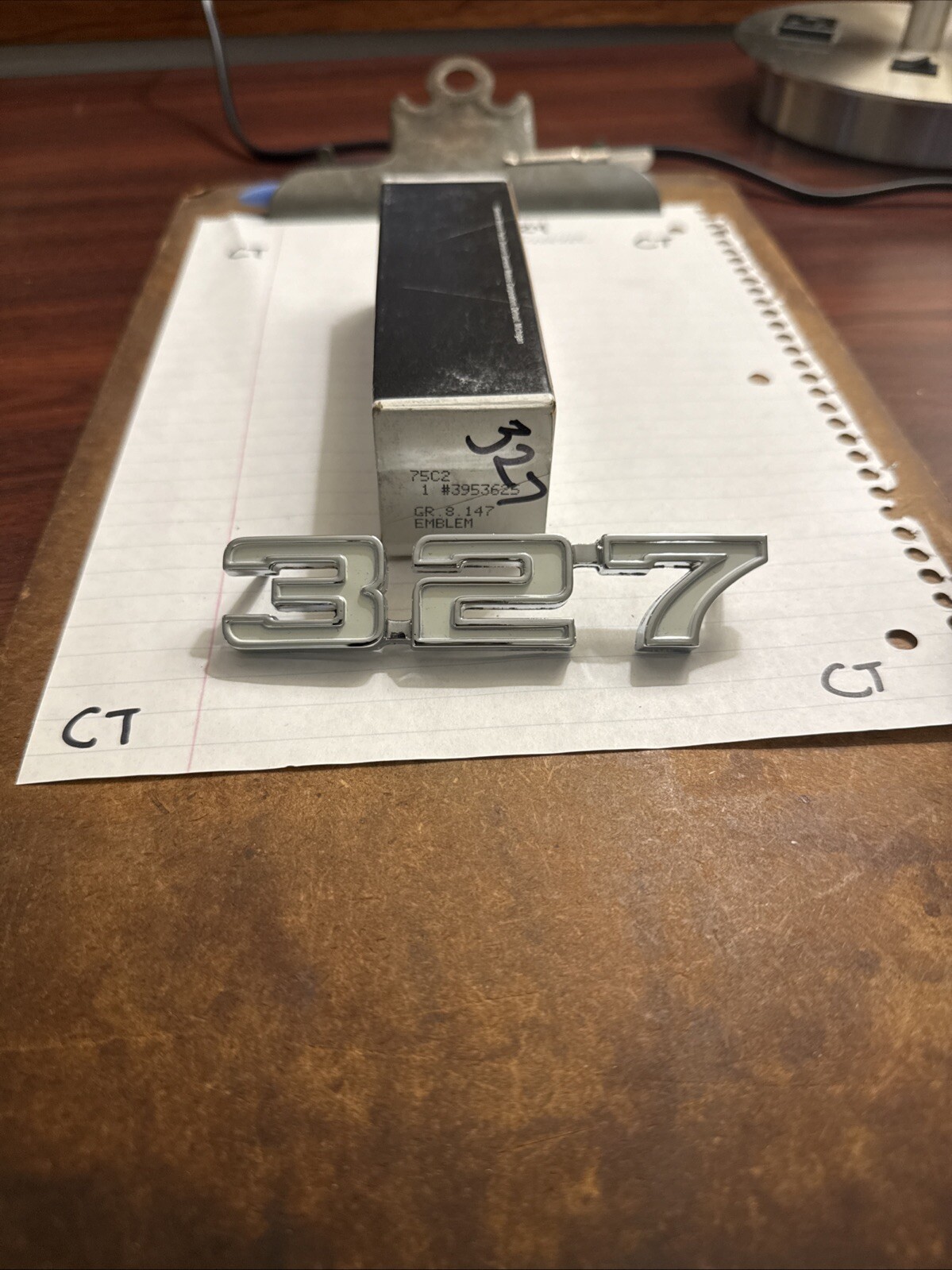 1969 Camaro 327 Fender Emblem 3953625 NOS OEM Genuine GM New In Box - Image 3