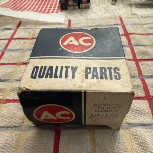 1973 1978 GMC Medium Trucks Fuel Filter Element GF-173 NOS, 5650961