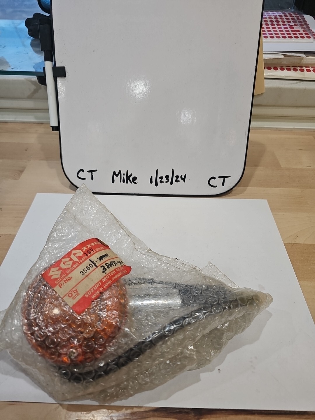 1986-2005 Suzuki LS650 S40 VS 700 750 800 Front Turn Signal OEM 35601-38A32-999