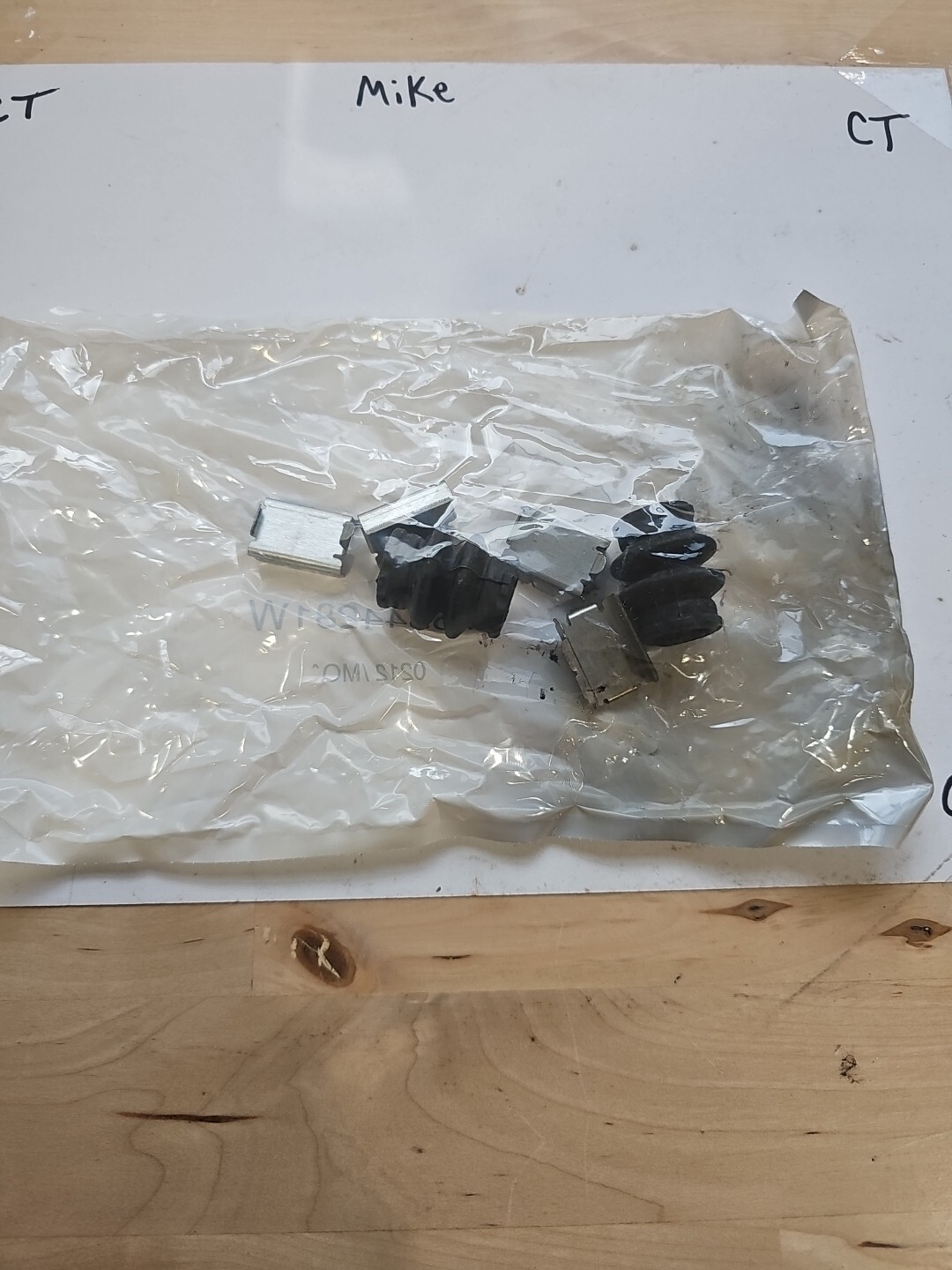 2000-2007 GM,CHRYSLER & FORD Disc Brake Hardware Kit CARQUEST H5689