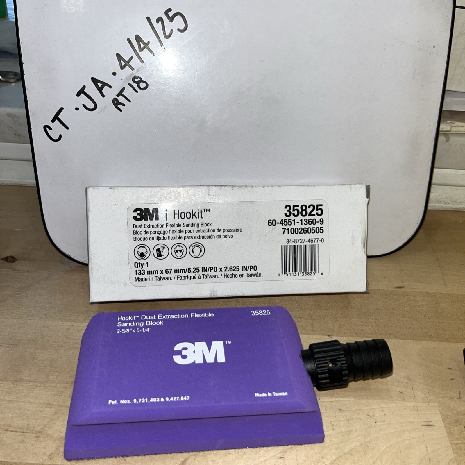 3M Hookit Dust Extraction Flexible Sanding Block 35825