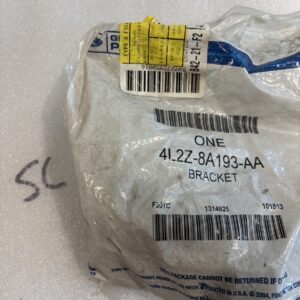 4L2Z-8A193-AA RADIATOR SUPPORT BRACKET UPPER 03 04 05 06 07 08 09 10 EXPLORER