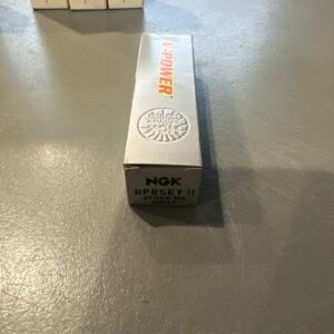 BPR5EY-11 NGK Automotive Spark Plug BPR5EY-11 Automotive Spark Plug