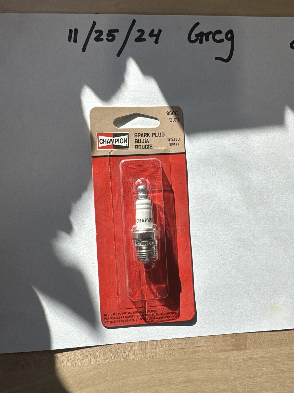 CHAMPION Small Engine Spark Plugs #850 DJ7J - Image 3