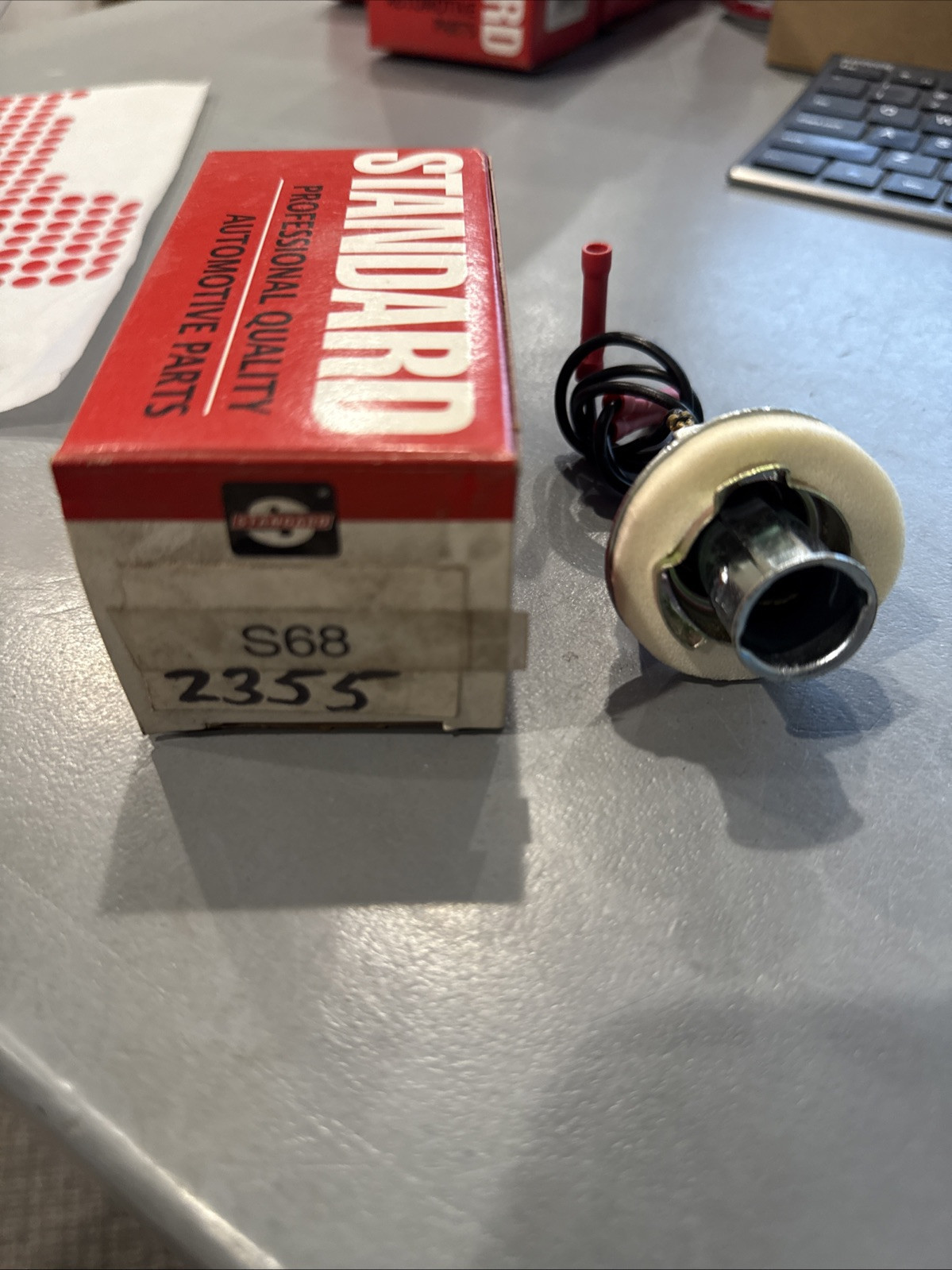 Combination Light Socket Standard S-68