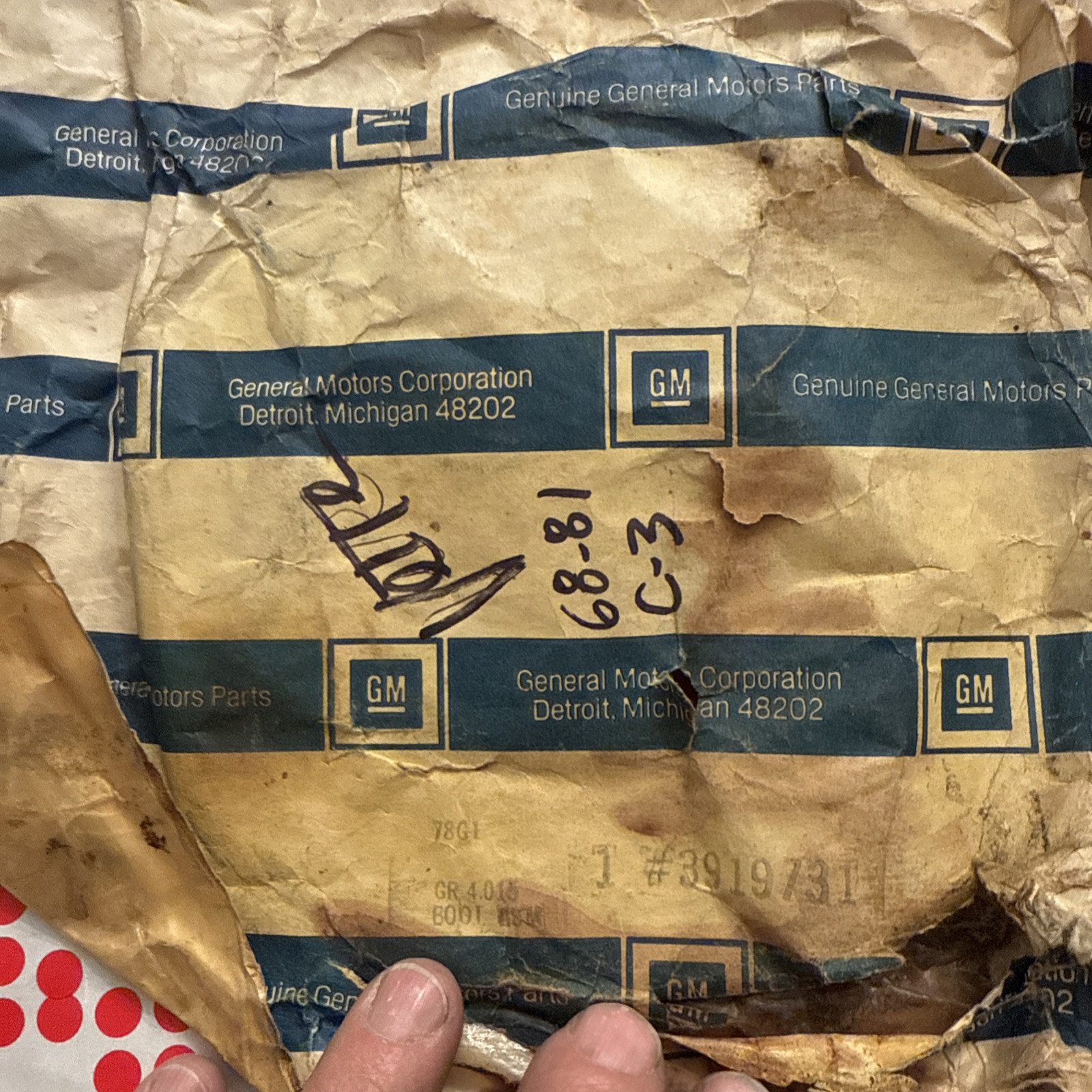 Corvette lower Shifter Boot - 1968-1981 - 4 spd - NOS - GM# 3919731 - Image 3