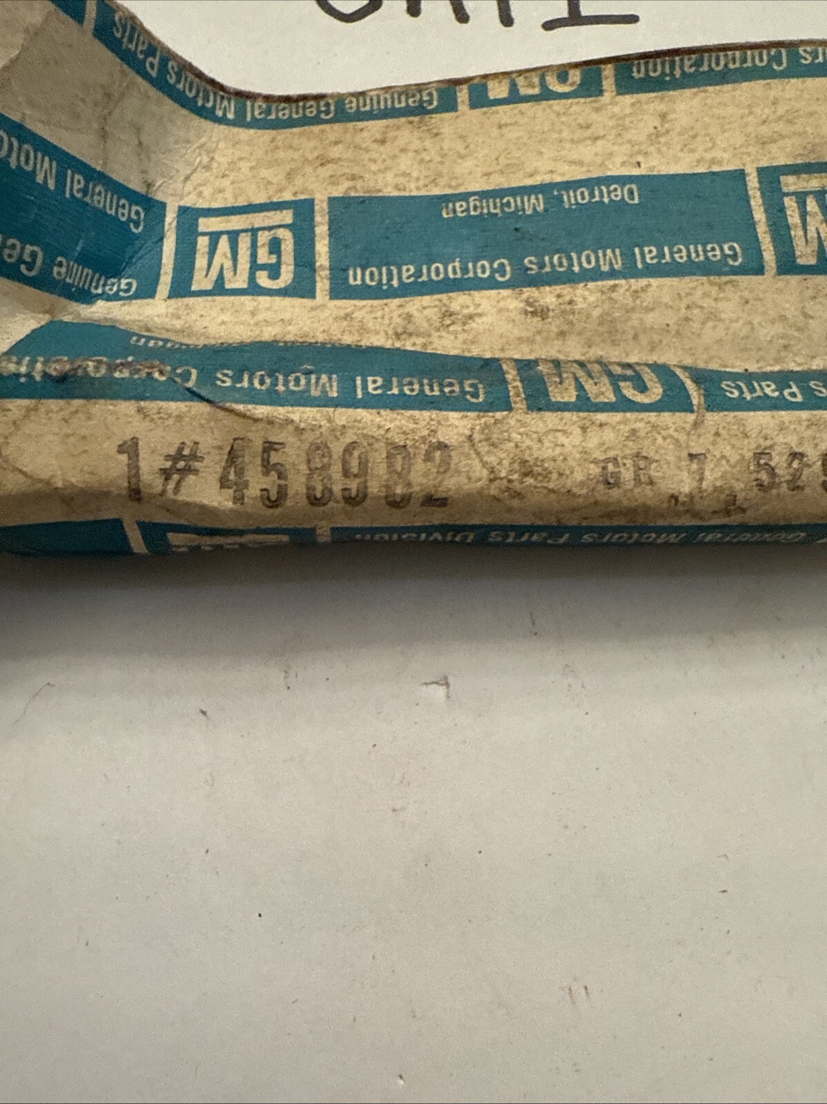 Corvette rear spring bolt - 1963-1982 - NOS - GM# 458982 - Image 3