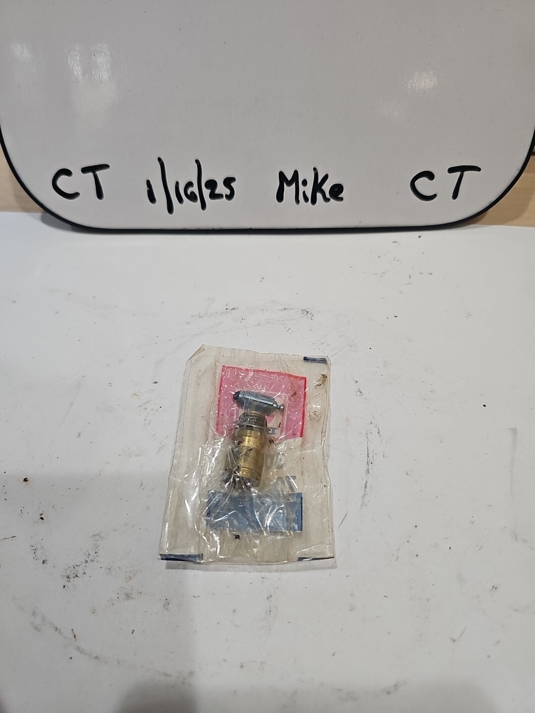 Delco 30-140 Needle and Seat, 7035140 - Image 3