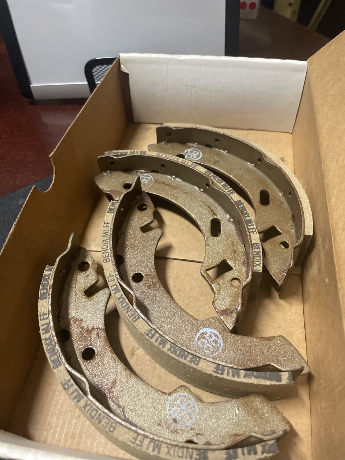 Drum Brake Shoe-Relined Bendix R500 - Image 3