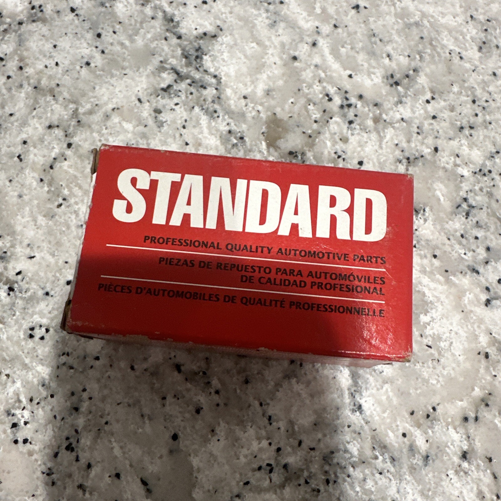 Engine Camshaft Position Sensor Standard PC699 - Image 3