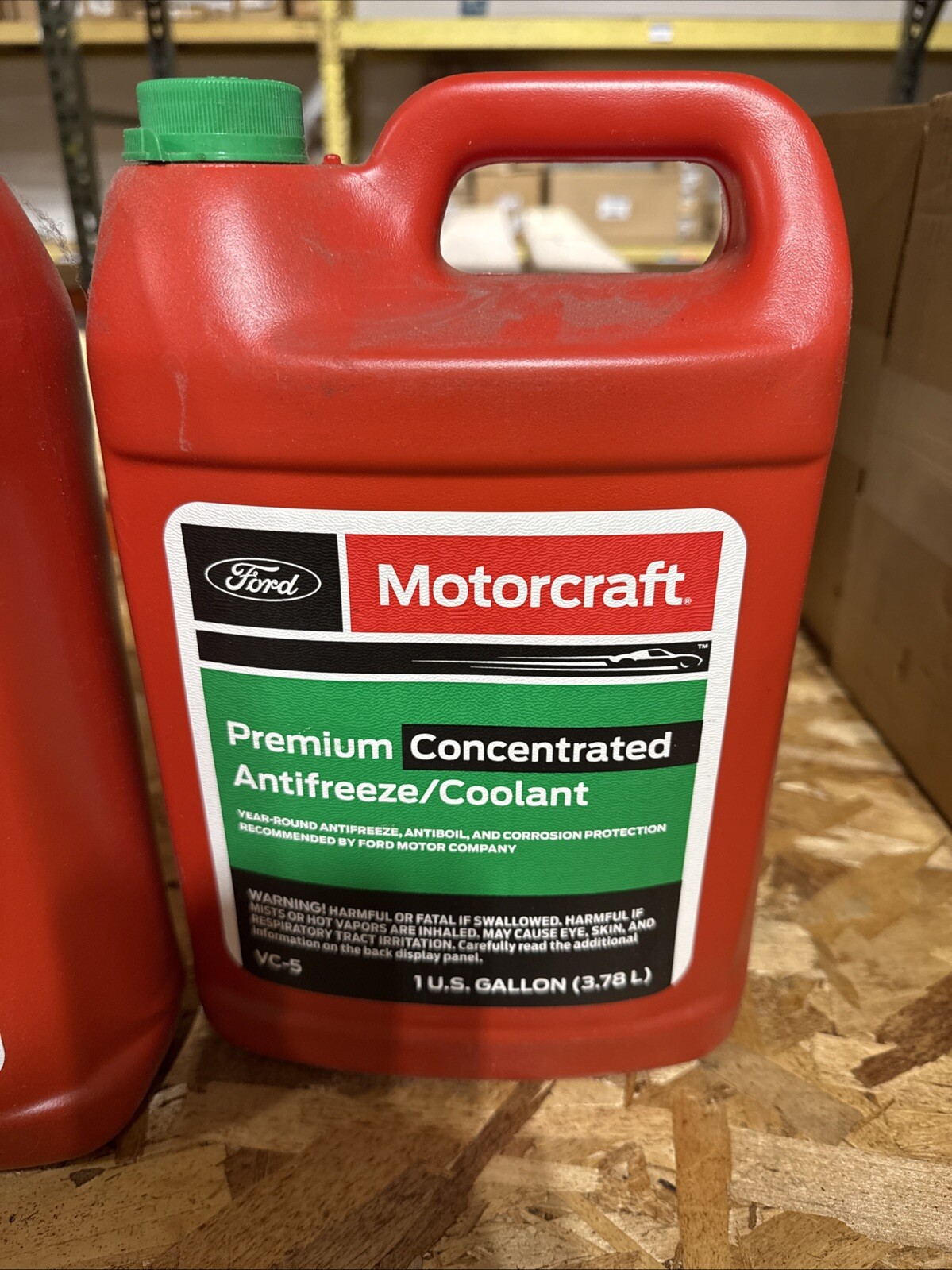Engine Coolant / Antifreeze-Premium Concentrated Antifreeze / Coolant - Gallon