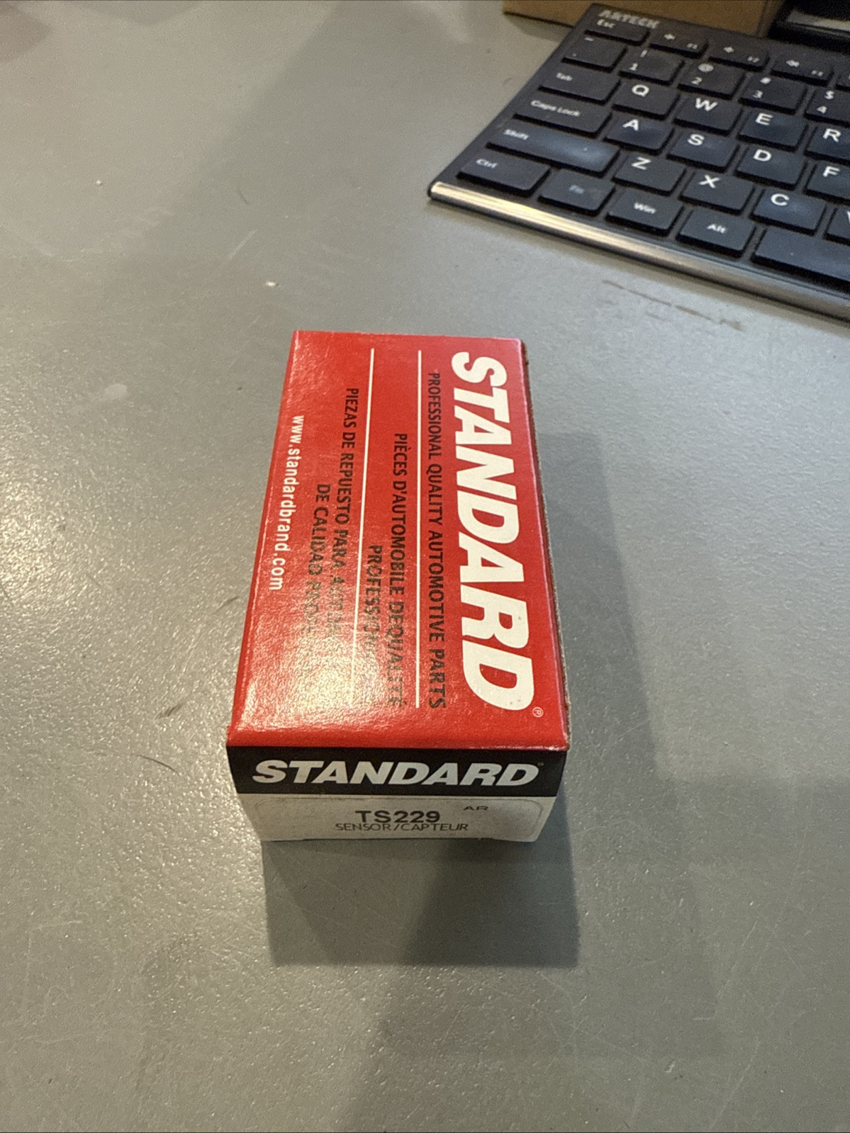 Engine Coolant Temperature Sender Standard TS-229 TS229