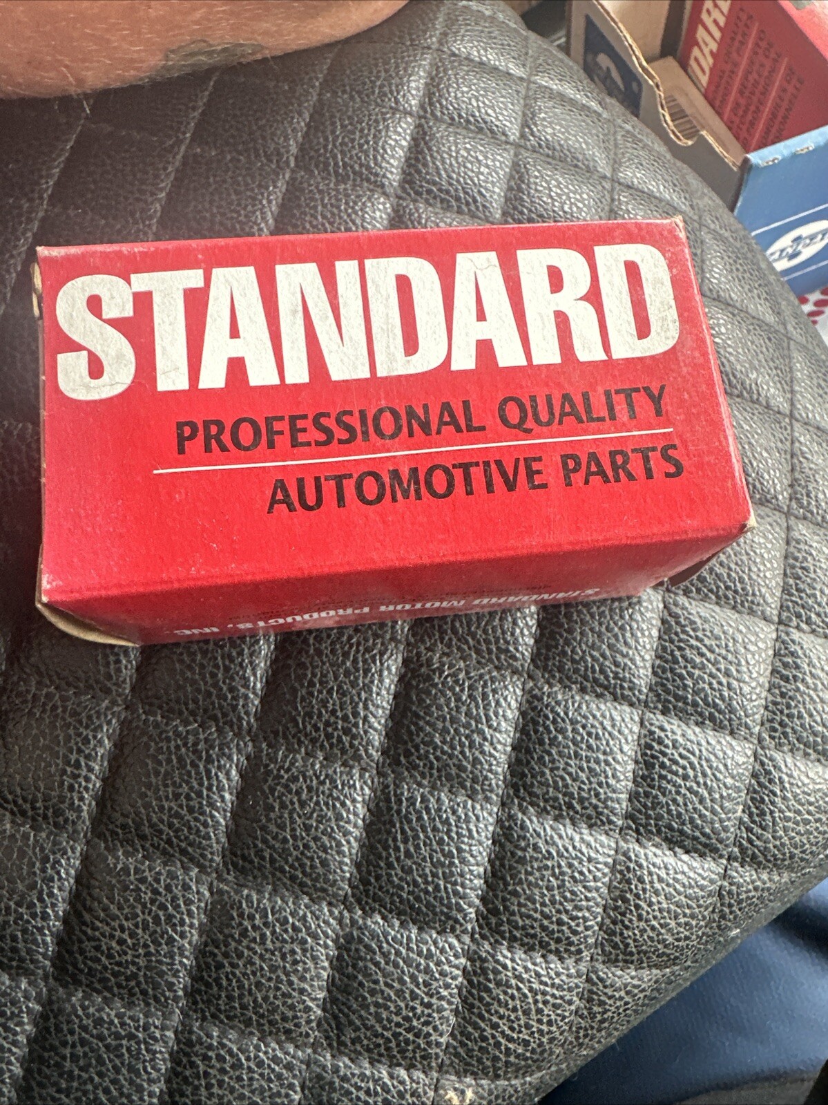 Engine Crankshaft Position Sensor Standard Motor Products PC122 - Image 3