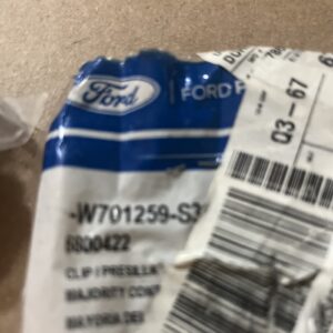 FORD OEM Quarter Panel-Wheelhouse Liner Retainer Clip W701259S300 (4 Pack)