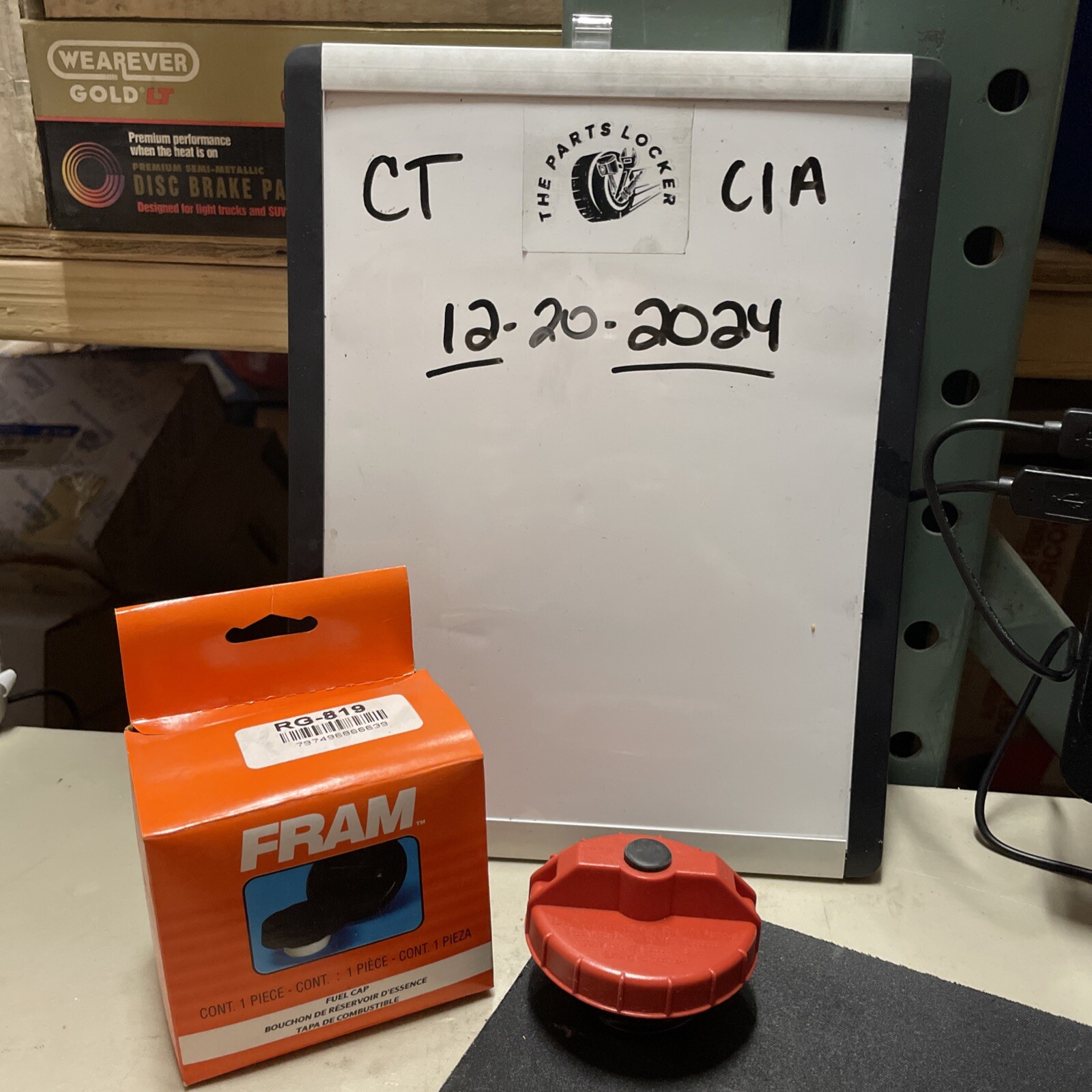 FUEL CAP GM FORD MOPAR EAGLE GEO JEEP VW VOLVO SAAB LAND ROVER ECT RG819 31615