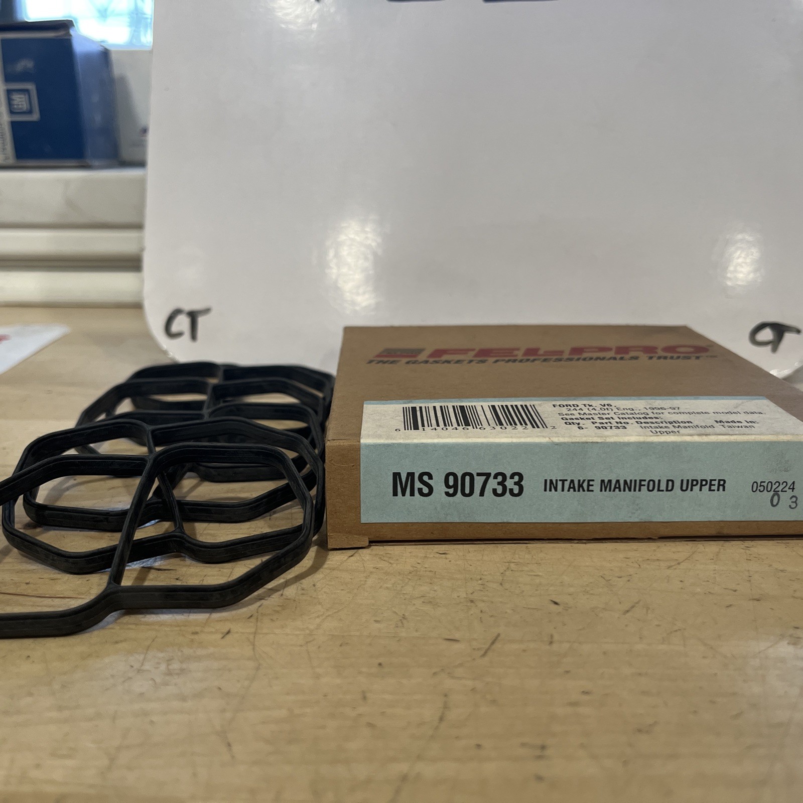 Fuel Injection Plenum Gasket Set Fel-Pro MS 90733 (Intake Manifold Upper) - Image 3