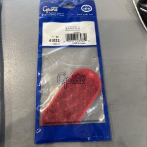 GROTE 41032 Reflector,Oval,Red,4-3/8" L 2VNF7