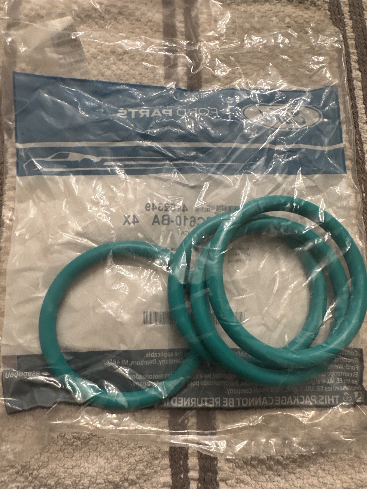 Genuine Ford 1C3Z-6C610-BA O-Ring Pack of 4 OEM New Unopened - Image 3
