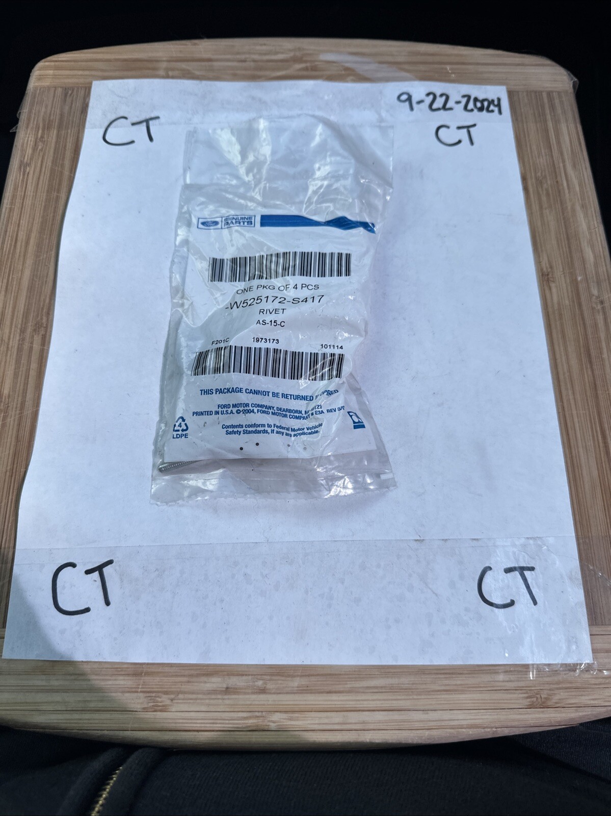 Genuine Ford Handle Outside Rivet W525172-S417 (4) Rivets