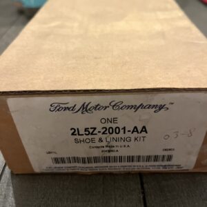 Genuine Ford OEM 2L5Z-2001-AA 2L5Z2001AA Kit, Disc Pad NOS