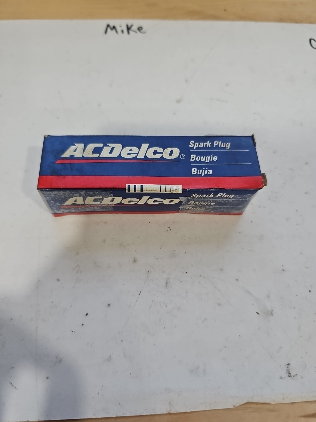 Genuine GM ACDelco Spark Plug R42TS NEW OLD STOCK - Image 4