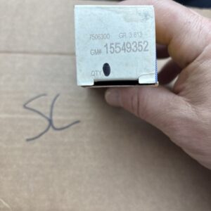 Genuine GM OEM 15549352 Exhaust Manifold Pipe Stud