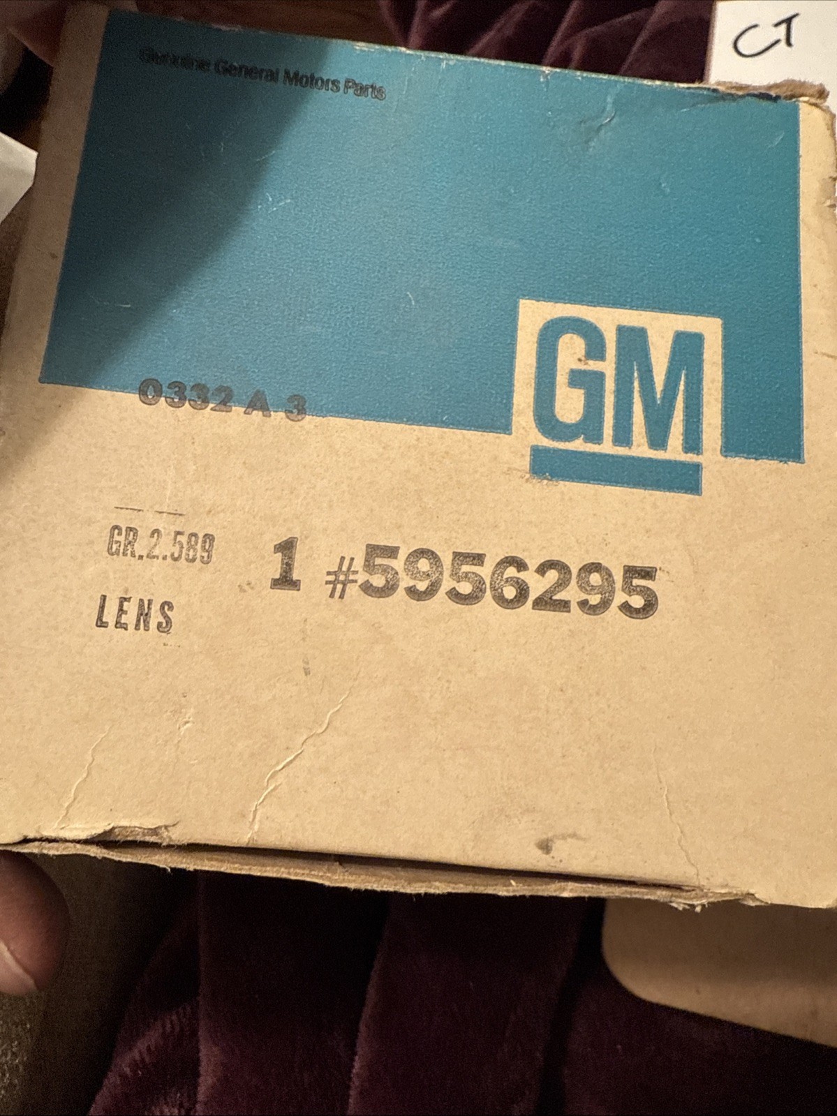 Genuine Gm 1965 Buick Wildcat, Electra And Lesabre Parking Lamp Lens 5956295 - Image 3