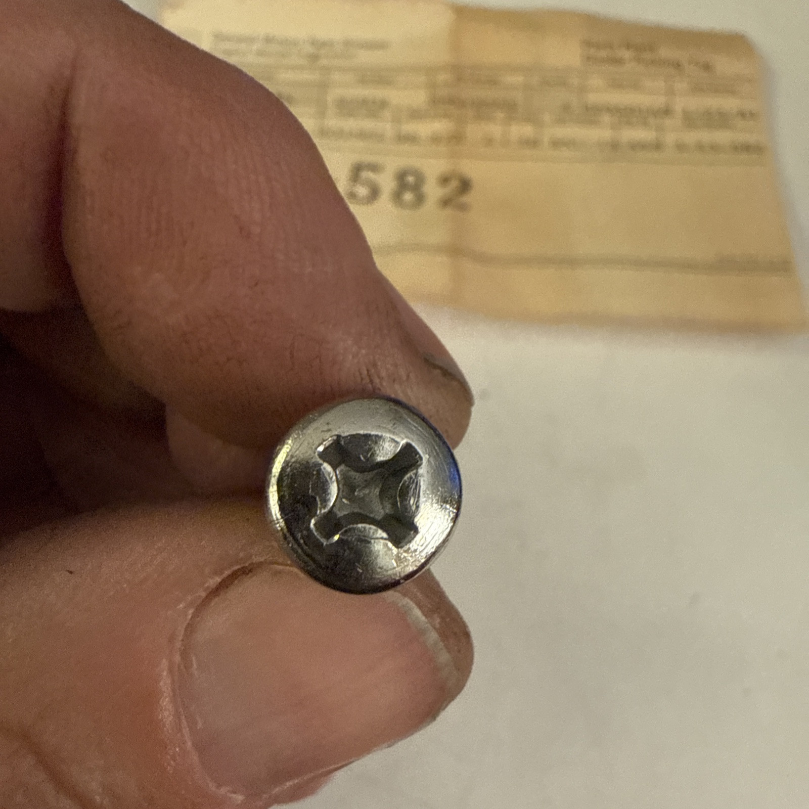 Gm Chrome Screw 9418559 - Image 3