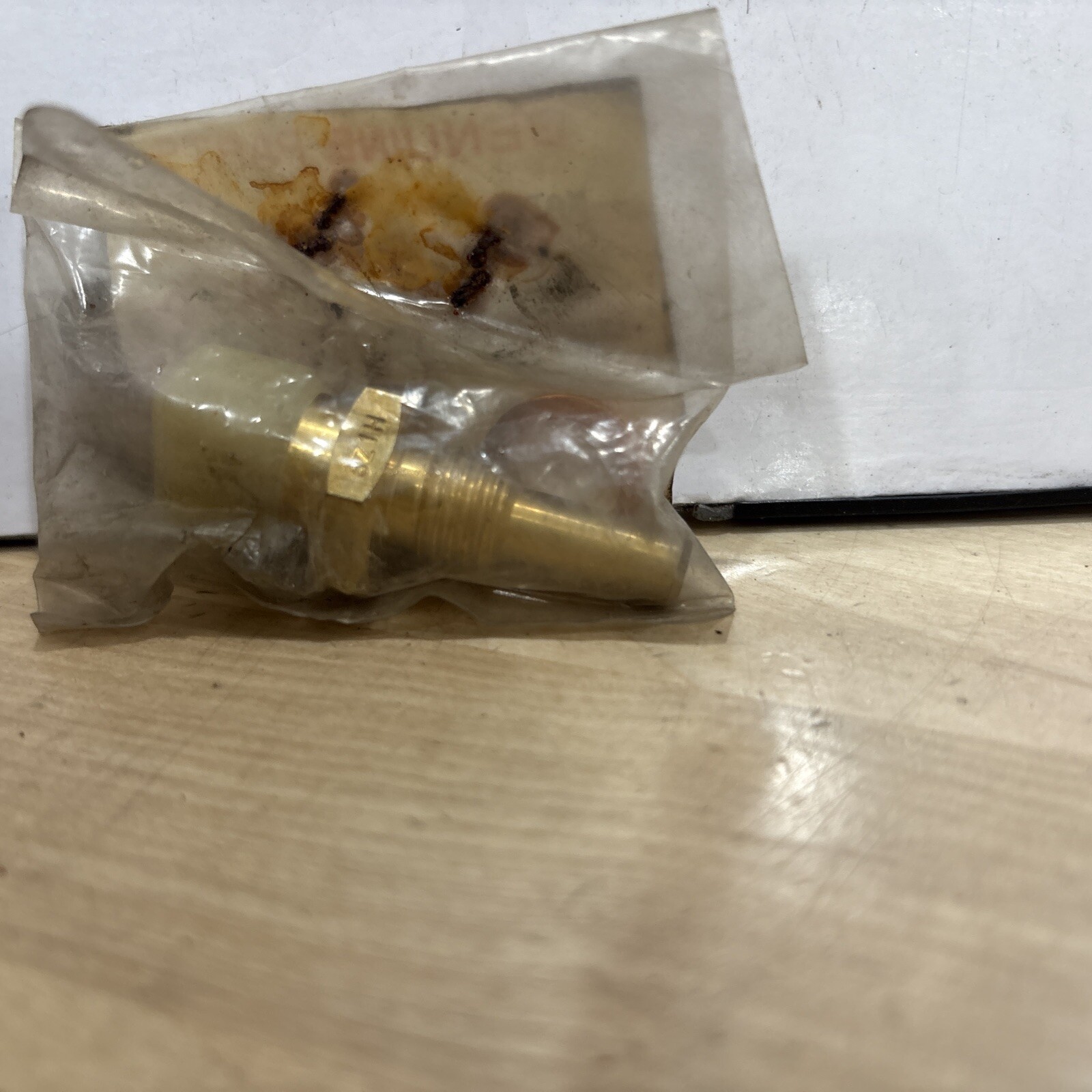 John Deere Sensor M94378 for Kawasaki W/ Washer - Image 4