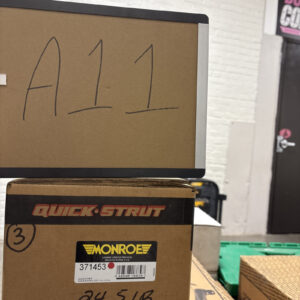 Monroe Quick-Strut Front-Right Assembly Fits 2000-05 Toyota RAV4 Model ID 371453