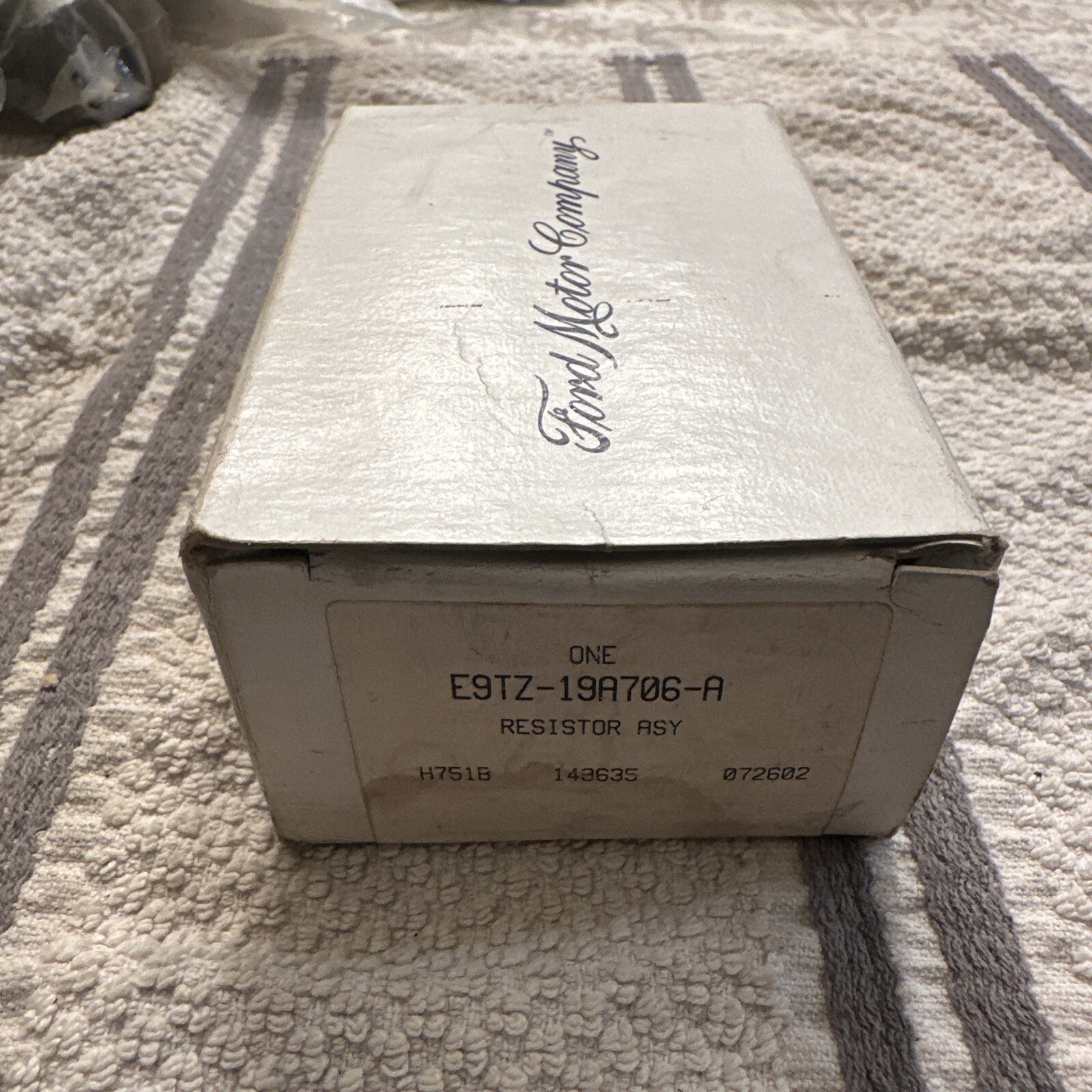 NEW Resistor Asy Motorcraft YH-1720 Ford E9TZ-19A706-A NOS OEM