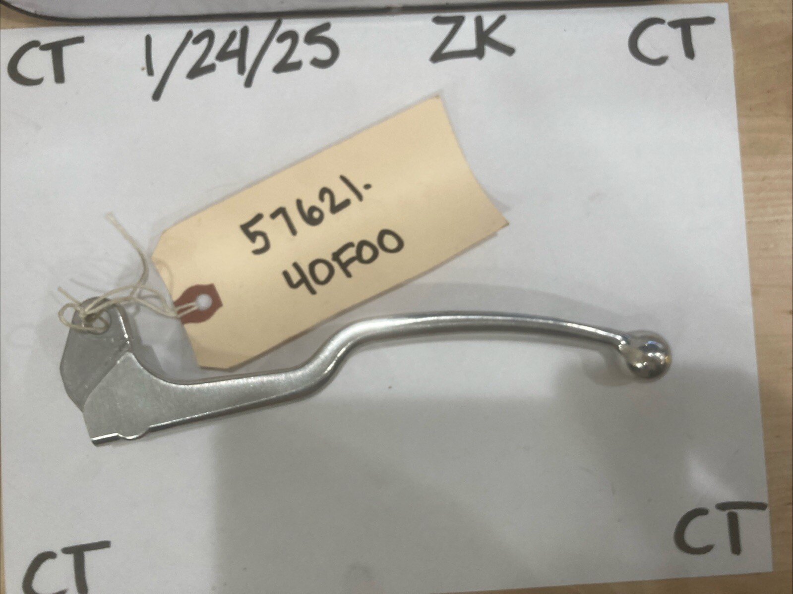 NEW SUZUKI LH CLUTCH LEVER 57621-40F00 (No Original Box/bag)