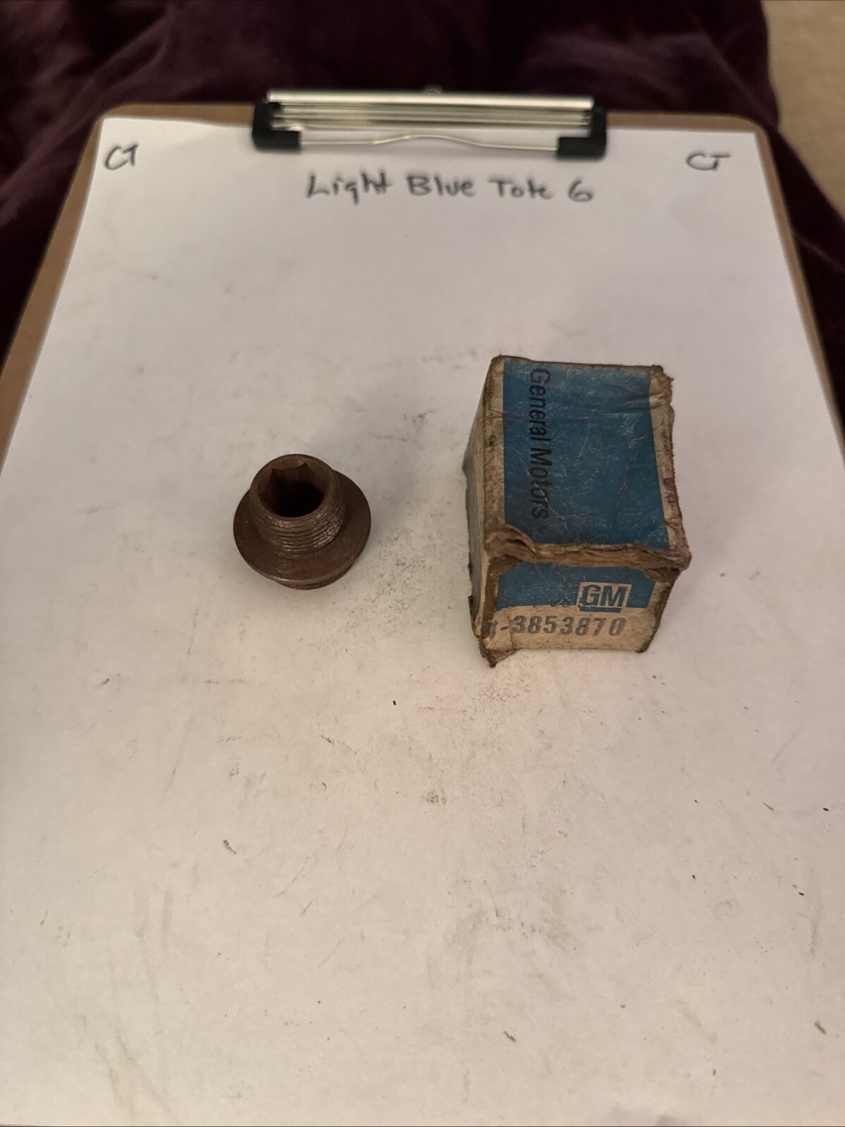 NOS GM Chevrolet Performance 3853870 Oil Filter Adapter Nipple C3 Surface Rust