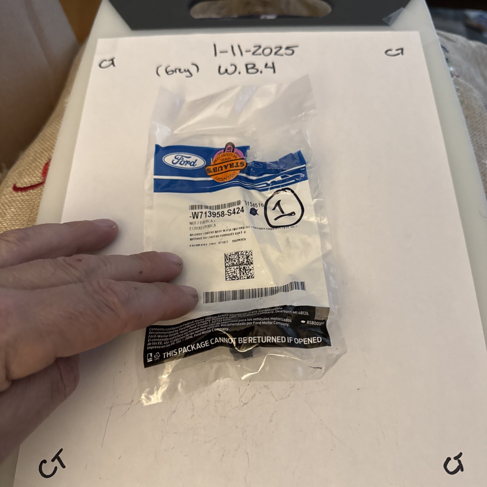 New Genuine Ford Nut W713958S424 / W713958-S424 OEM