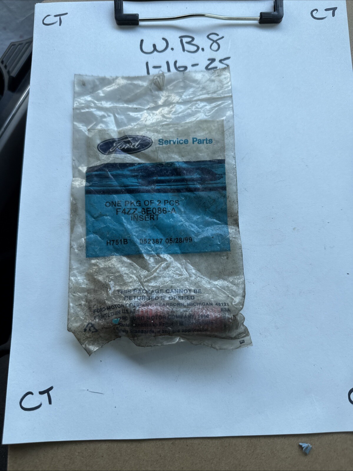 New Old Stock Ford Genuine Inserts Set of 2 Part #F4ZZ-6E086-A. - Image 3