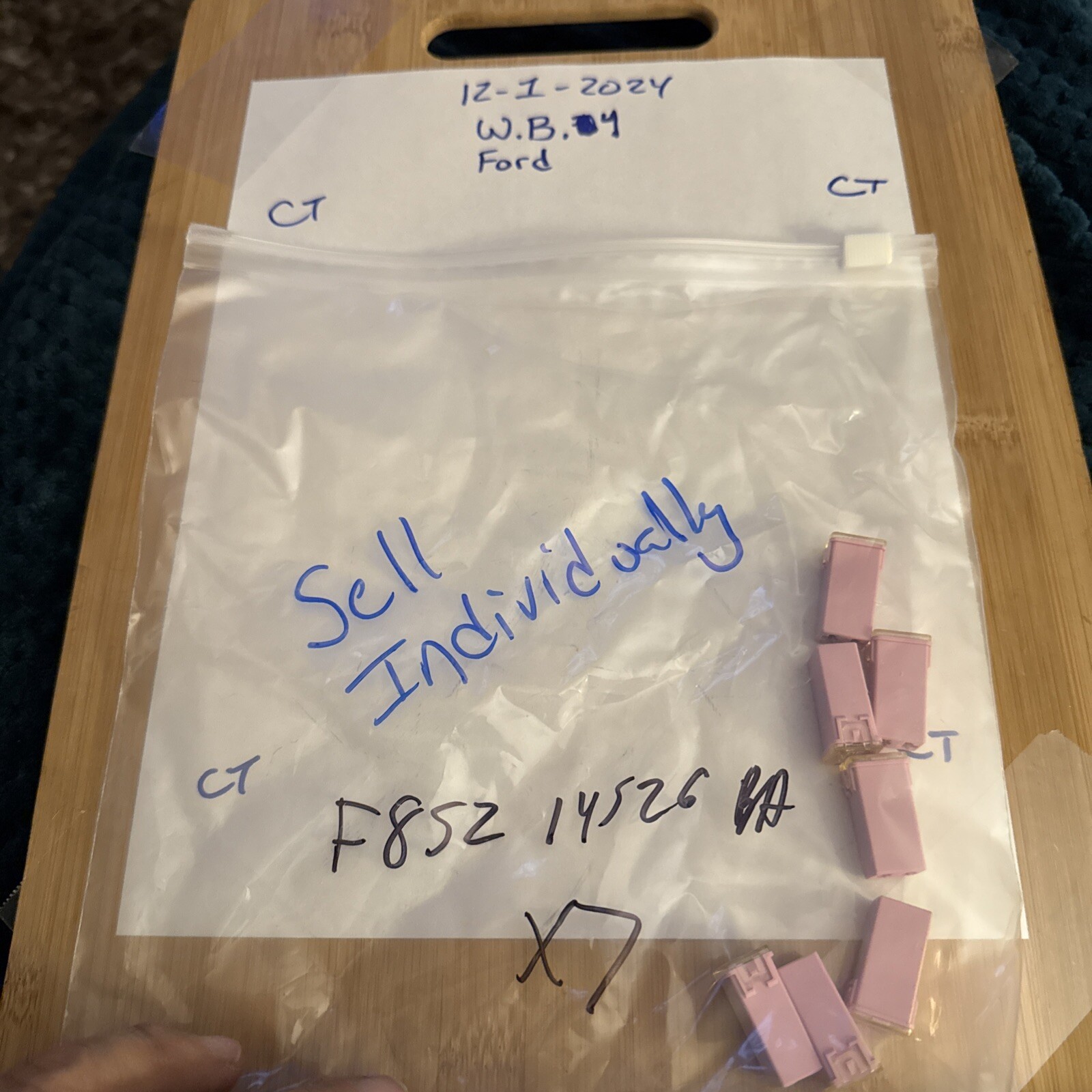 New Single Genuine Ford Fuse Circuit Breaker Assembly OE F8SZ14526BA 30 AMP - Image 3