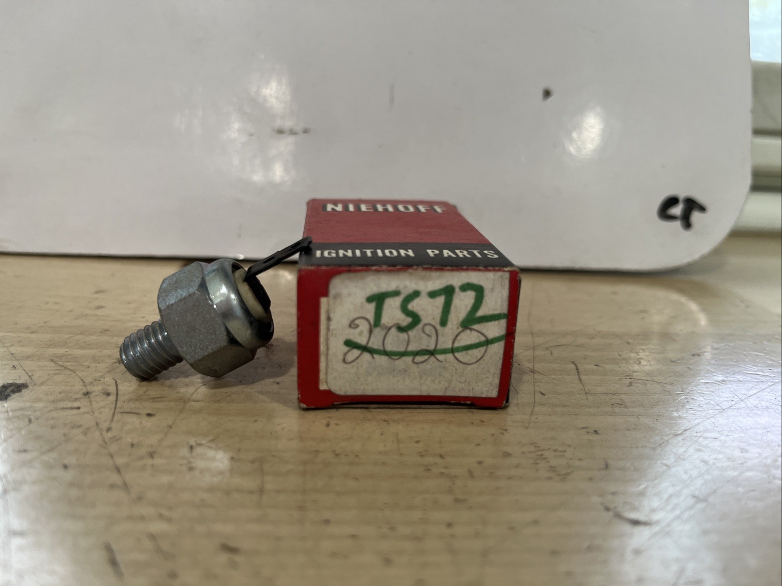 Niehoff Temp Sending Unit TS72 - Image 4