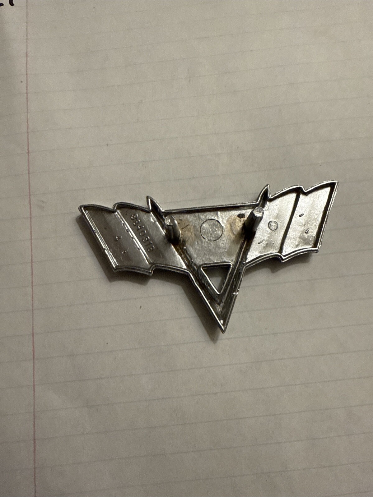 Nos gm 1964-1967 Chevelle Nova Impala Camaro Flag Emblem 3840318 Open Box - Image 4