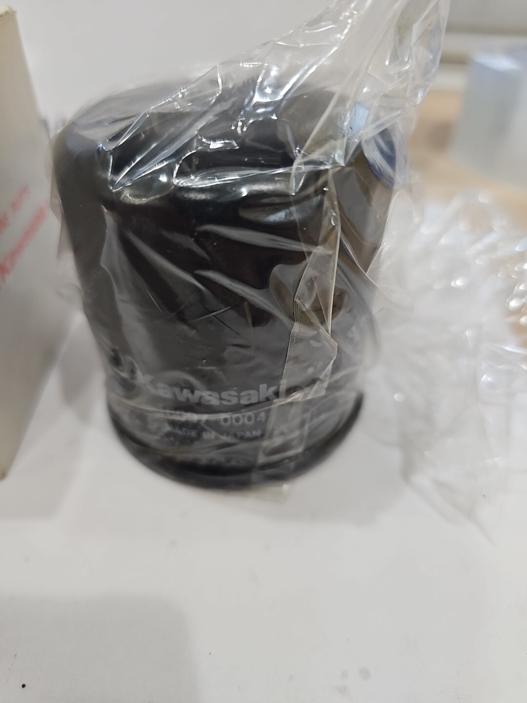 OEM NEW 04-05 Suzuki Oil Filter VZ1600 Marauder PN K1609-70004 - Image 4