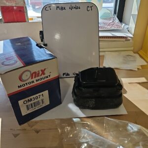 Onix Engine Mount OM3071 (3701) fits 03-08 Lincoln Town Car 4.6L-V8