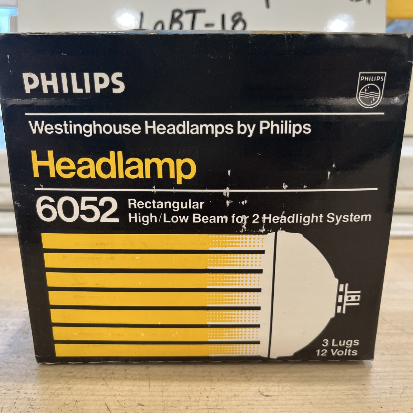 Phillips 6052C1 High / Low Beam 6052 Headlight Bulb 3 Lugs 12V - Image 3