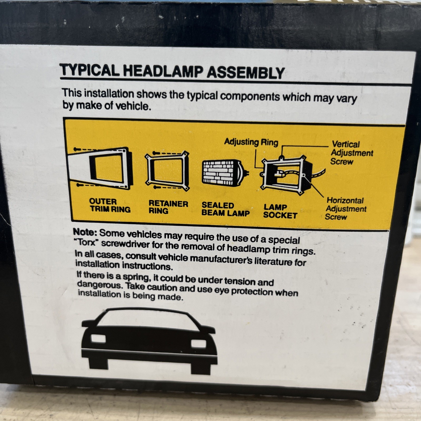 Phillips 6052C1 High / Low Beam 6052 Headlight Bulb 3 Lugs 12V - Image 4