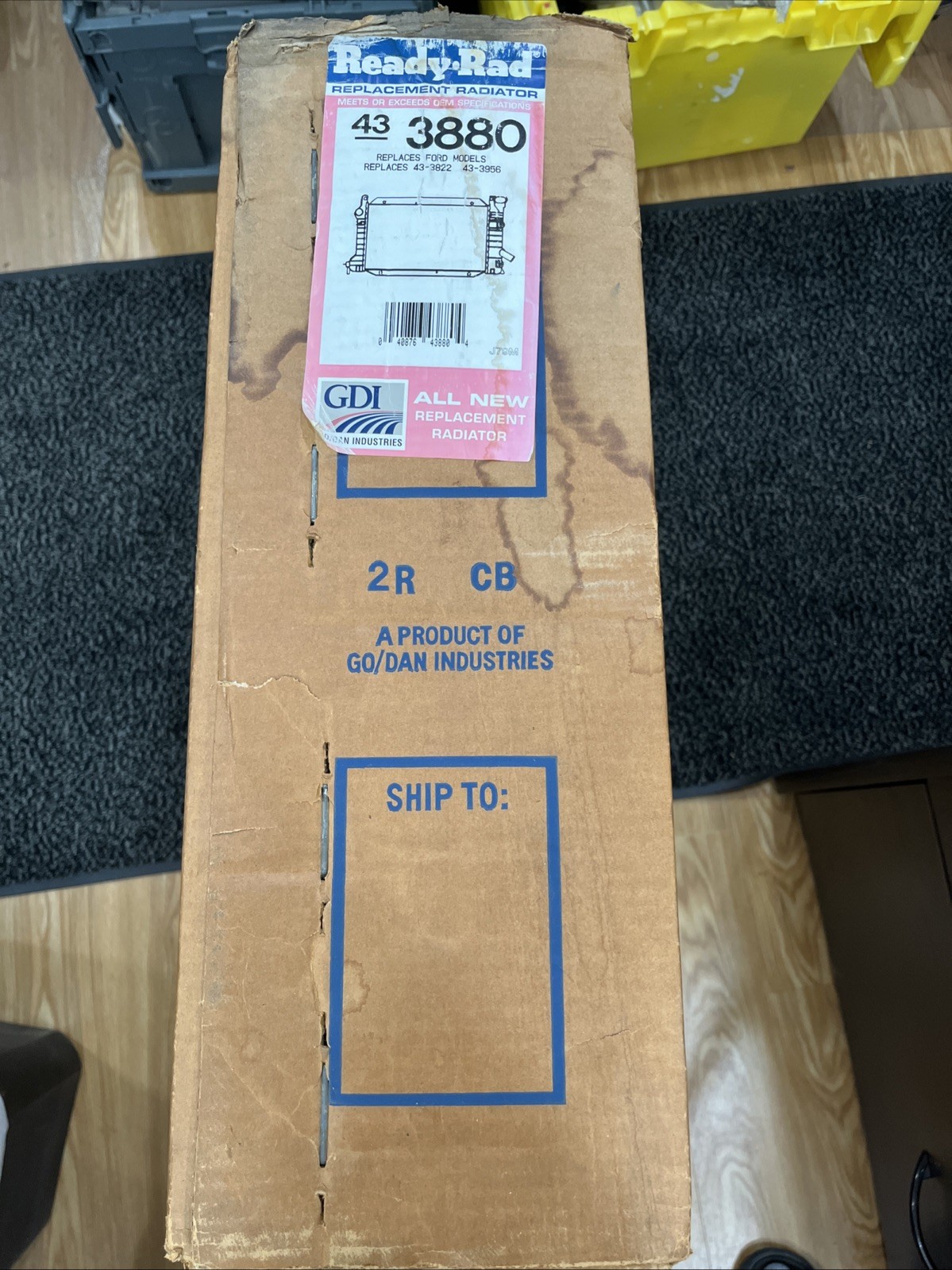 Ready-Rad Replacement Radiator 43-3880 (Replaces Ford 43-3822/ 43-3956) - Image 3