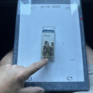 Standard Ignition    Hp2980    Battery Clips And Accessories