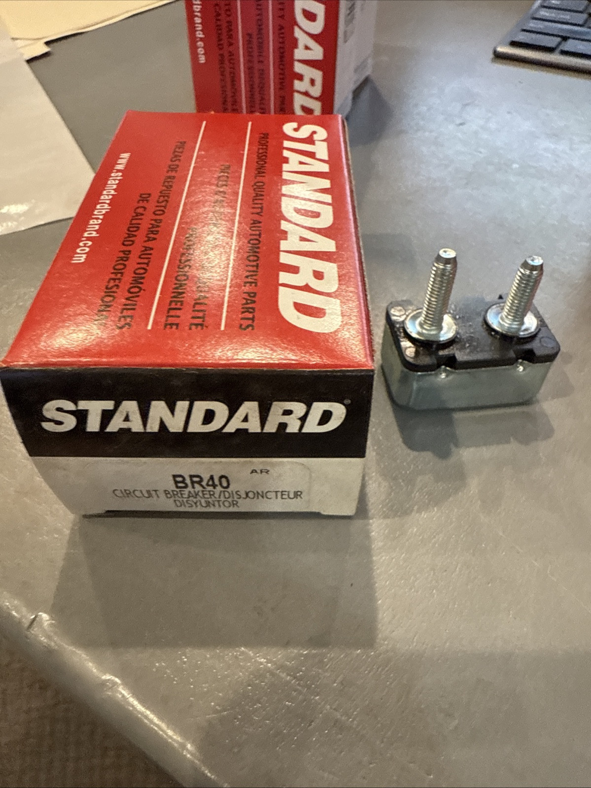 Standard Motor BR-40 Circuit Breaker