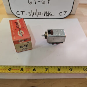 Standard Motor Products DS-221 Headlight Universal Switches