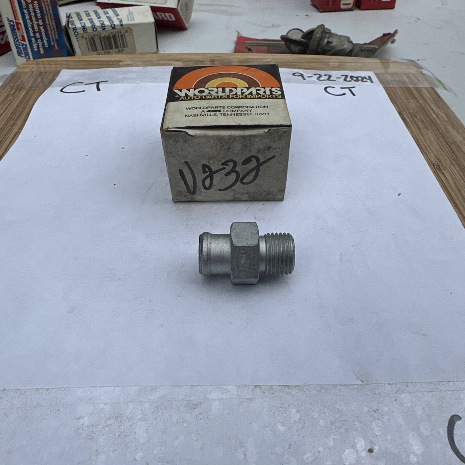 Standard Motor Products PCV Valve. Part V232 W27-965 Airtex 6p1157 - Image 3