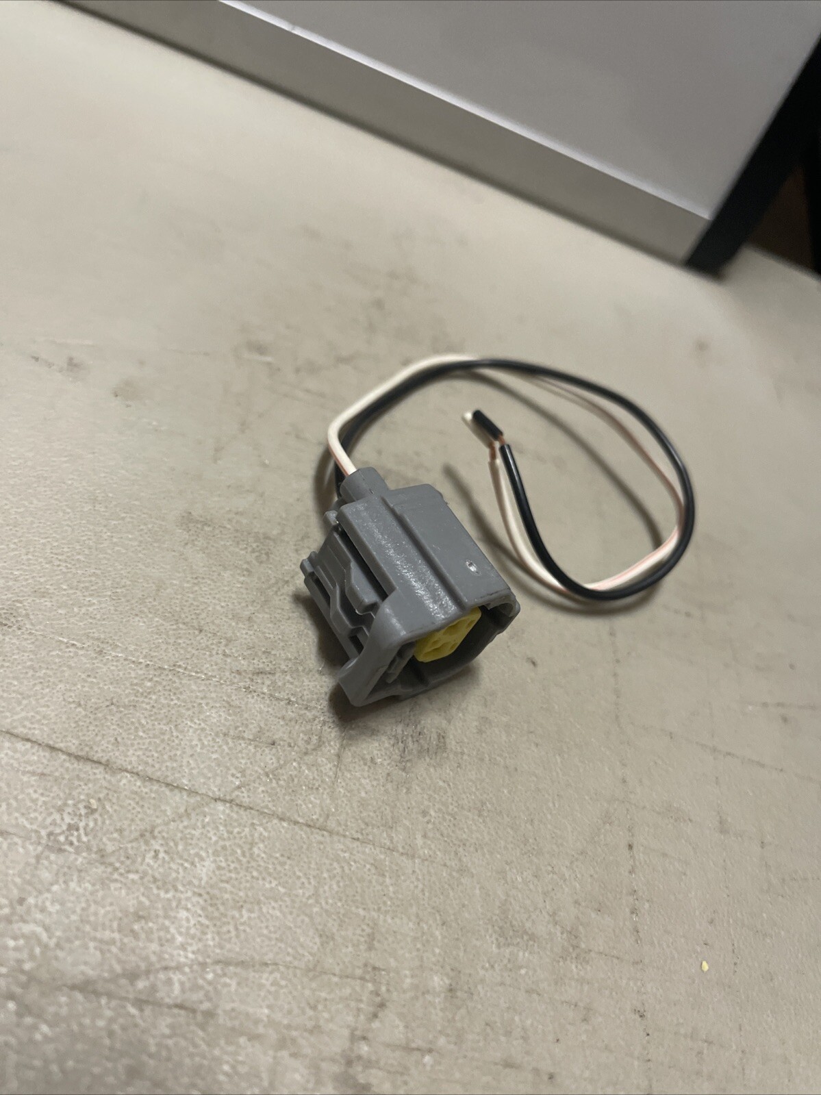 Standard Motor Products S-816 Side Marker Lamp Connector - Image 3